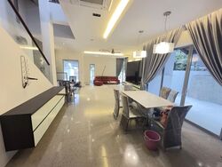 Bedok Road (D16), Terrace #565210921